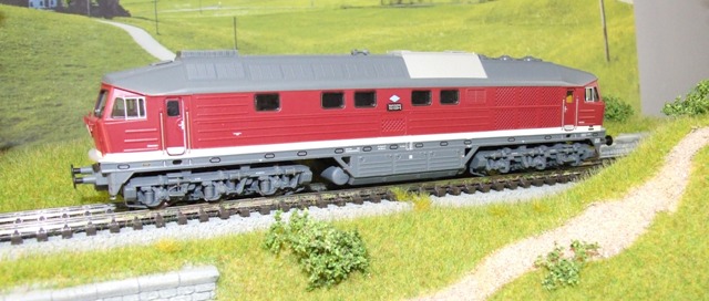 BRAWA 41400 Diesellok Ludmilla BR 132 der DR DC