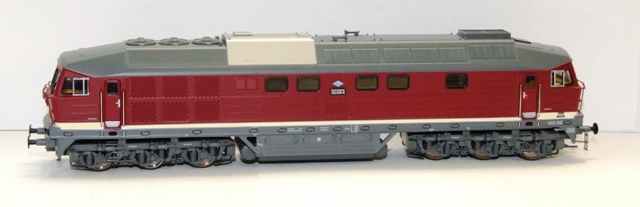 BRAWA 41424 Spur H0 Diesellok BR 132 DR IV DCC Sound