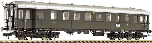 Fleischmann 567703 Eilzugwagen 3.Kl mit Zugschlussscheiben DRG EP II H0 DC