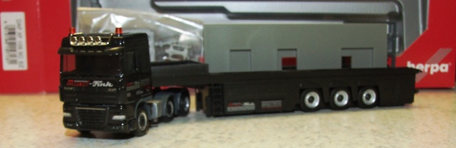 Herpa 157131 DAF XF 105 Betonteile-Szg