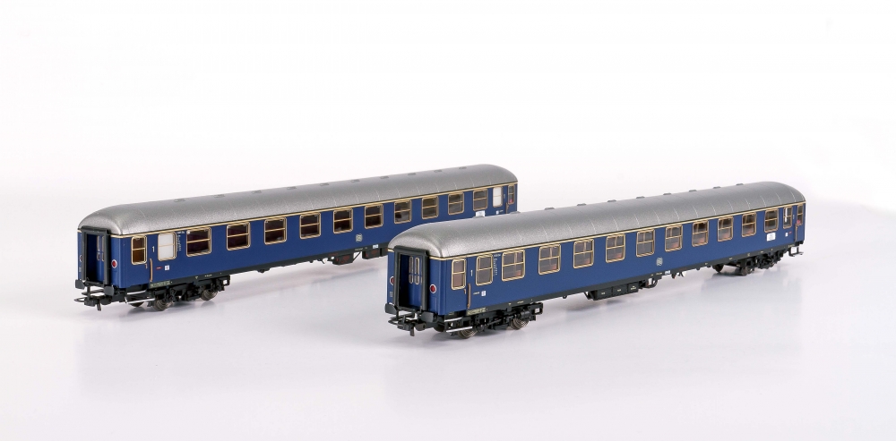 Hobbytrain H 43018 H0 F-Zug Roland 2-tlg. 2x A4ümg54 1. Kl.