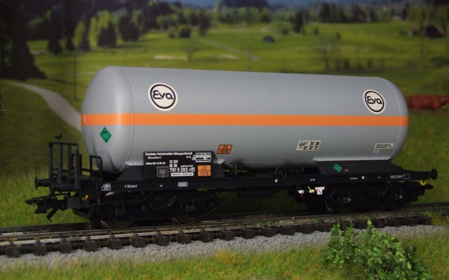 Märklin aus Display 00798 NR 06 4-achsiger Kesselwagen Eva DB AG EP V