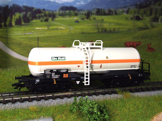 Märklin aus Display 00798 NR 15 4-achsiger Kesselwagen On Rail EP V